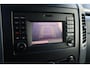 Volkswagen Crafter 32 2.0 TDI L2H2 DC 2016 | Trekhaak | Airco | Navigatie | Cruise Control | Achteruitrij Camera | Stuurwiel Multifunctioneel | Dubbele Schuifdeur | Stoelverwarming | Boekjes | 2 Sleutels | Nationale Autopas NAP