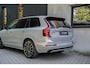 Volvo XC90 T8 Ultra Dark B&W Pano Lucht Trek HUD Massage 22'