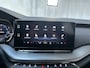 Skoda Octavia Combi 1.0 TSI 110pk Business Edition Navigatie Parkeersensoren App-Connect DAB+