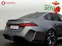 BMW M5 5-serie 'Frozen Grey' M-Drivers Package Origineel NL! Nw.Pr.€172.801,- Akrapovic Keramische Remmen | Carbon package | Trekhaak | Stoelventilatie/Verwarming | Bower/Wilkins