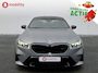 BMW M5 5-serie 'Frozen Grey' M-Drivers Package Origineel NL! Nw.Pr.€172.801,- Akrapovic Keramische Remmen | Carbon package | Trekhaak | Stoelventilatie/Verwarming | Bower/Wilkins