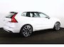 Volvo XC60 T8 Twin Engine AWD R-Design - Luchtvering - Bowers & Wilkins Audio - FULL LED koplampen - Panoramadak - Sensus navigatie - Cruise Control - Sportstoelen - Verwambare voorstoelen - Verwarmbaar stuurwiel - BLIS - Trekhaak semi elektrisch inklapbaar - 22' velgen