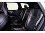 Volvo XC60 T8 Twin Engine AWD R-Design - Luchtvering - Bowers & Wilkins Audio - FULL LED koplampen - Panoramadak - Sensus navigatie - Cruise Control - Sportstoelen - Verwambare voorstoelen - Verwarmbaar stuurwiel - BLIS - Trekhaak semi elektrisch inklapbaar - 22' velgen