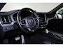 Volvo XC60 T8 Twin Engine AWD R-Design - Luchtvering - Bowers & Wilkins Audio - FULL LED koplampen - Panoramadak - Sensus navigatie - Cruise Control - Sportstoelen - Verwambare voorstoelen - Verwarmbaar stuurwiel - BLIS - Trekhaak semi elektrisch inklapbaar - 22' velgen