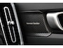 Volvo XC40 B4 (M-HYBRID) PLUS DARK -HARMAN/KARDON|CAMERA|ADAP.CRUISE|POWER-SEATS|VERW.VOORRUIT|PRIVACY.GLAS|TREKHAAK|19"