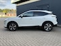 Nissan Qashqai 1.3 MHEV Premiere Edition / Trekhaak / Panoramadak / Navigatie / Camera / Bluetooth / Cruise Control Adaptief / Head-up Display