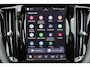 Volvo XC60 T6 Recharge AWD Plus Dark - Panorama/schuifdak - Intellisafe Assist/Surround - Harman Kardon Audio - Parkeercamera achter - Verwarmde voorstoelen & stuur - Parkeersensoren voor & achter - Elektr. bedienb. voorstoelen met geheugen - Head-up Display - Draadloze tel. lader - 19' LMV