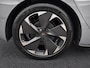 CUPRA Born Performance 63 kWh / 230pk · SENNHEISER Audio · Dodehoeksensoren · 360gr Camera · Apple/Android Car Play · Elektrische stoelverstelling ·