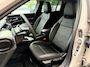 Jeep Avenger Summit 54 kWh 156 PK | ADAPTIEVE CRUISE CONTROL| SFEERVERLICHTING| DODEHOEK DETECTIE| DRAADLOZE TELEFOONLADER| JEEP PERFORMANCE LED| CAMERA + PARKEERSENSOREN| APPLE CARPLAY/ANDROID AUTO| EERSTE EIGENAAR|