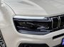 Jeep Avenger Summit 54 kWh 156 PK | ADAPTIEVE CRUISE CONTROL| SFEERVERLICHTING| DODEHOEK DETECTIE| DRAADLOZE TELEFOONLADER| JEEP PERFORMANCE LED| CAMERA + PARKEERSENSOREN| APPLE CARPLAY/ANDROID AUTO| EERSTE EIGENAAR|