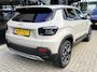 Jeep Avenger Summit 54 kWh 156 PK | ADAPTIEVE CRUISE CONTROL| SFEERVERLICHTING| DODEHOEK DETECTIE| DRAADLOZE TELEFOONLADER| JEEP PERFORMANCE LED| CAMERA + PARKEERSENSOREN| APPLE CARPLAY/ANDROID AUTO| EERSTE EIGENAAR|