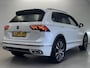Volkswagen Tiguan 1.4 TSI eHybrid R-Line Business+ | PHEV | Pano | Trekhaak | Dealer onderhouden | Rijklaarprijs