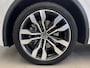 Volkswagen Tiguan 1.4 TSI eHybrid R-Line Business+ | PHEV | Pano | Trekhaak | Dealer onderhouden | Rijklaarprijs
