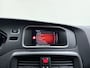 Volvo V40 T3 Automaat 152PK Polar+ Sport | Stoelverwarming | Glazen dak | H&K Audio | DAB | 19" LMV | Keyless |