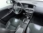 Volvo V40 T3 Automaat 152PK Polar+ Sport | Stoelverwarming | Glazen dak | H&K Audio | DAB | 19" LMV | Keyless |
