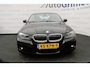 BMW 3-Serie 318i Business Line Style keurige sedan met trekhaak