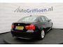 BMW 3-Serie 318i Business Line Style keurige sedan met trekhaak