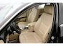 BMW 3-Serie 318i Business Line Style keurige sedan met trekhaak
