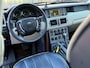 Land Rover Range Rover BWJ 2003 4.4 V8 286 PK Vogue AUTOMAAT / NW APK! TREKHAAK / 2 TONE LEDER / SCHUIF PANODAK / MEMORY STOELEN / STOEL + STUUR VERW. / ACHTERBANK VERW. / PDC / LMV / NAVI / CLIMA / CRUISE