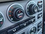 Land Rover Range Rover BWJ 2003 4.4 V8 286 PK Vogue AUTOMAAT / NW APK! TREKHAAK / 2 TONE LEDER / SCHUIF PANODAK / MEMORY STOELEN / STOEL + STUUR VERW. / ACHTERBANK VERW. / PDC / LMV / NAVI / CLIMA / CRUISE