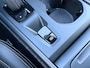 Volvo XC40 1.5 T3 163 PK Momentum Pro Automaat | ADAPTIEVE CRUISE CONTROL| STOELVERWARMING| ELEK. KOFFERKLEP| KEYLESS| NAVIGATIE + APPLE CARPLAY/ANDROID AUTO| PARKEERSENSOREN| LED| DAB| VOORSTOELEN IN HOOGTE VERSTELBAAR|