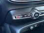 Volvo XC40 1.5 T3 163 PK Momentum Pro Automaat | ADAPTIEVE CRUISE CONTROL| STOELVERWARMING| ELEK. KOFFERKLEP| KEYLESS| NAVIGATIE + APPLE CARPLAY/ANDROID AUTO| PARKEERSENSOREN| LED| DAB| VOORSTOELEN IN HOOGTE VERSTELBAAR|