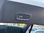 Volvo XC40 1.5 T3 163 PK Momentum Pro Automaat | ADAPTIEVE CRUISE CONTROL| STOELVERWARMING| ELEK. KOFFERKLEP| KEYLESS| NAVIGATIE + APPLE CARPLAY/ANDROID AUTO| PARKEERSENSOREN| LED| DAB| VOORSTOELEN IN HOOGTE VERSTELBAAR|