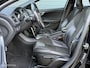 Volvo V40 2.0 D2 R-Design /Thor Hammer LED/ 1op20/ Super KMs