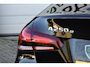 Mercedes-Benz A-klasse 250 e Premium | Sfeerverlichting | Leder | Trekhaak |