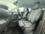 Peugeot 3008 131PK AUT-8 Navi 360°Camera Elektr.Stoel+Geheugen Apple Carplay Android Trekhaak Ergo-Comfort Stoelen Memory Ecc Cruise Control Pdc Blue Premium Pack City Stoelverwarming Lmv Keyless Bluetooth Visio park 1 Privacy Glas Verkeersbord detectie Origineel Nederlandse Auto