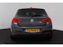 BMW 1-Serie 118i High Executive (STOELVERWARMING, CRUISE CONTROL, NAVIGATIE, PARKEERSENSOREN, DEALER ONDERHOUDEN)