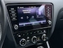 Skoda Octavia 116PK 5Drs Automaat Stoelverwarming Apple Carplay/Android Auto Navi Ecc Bluetooth Cruise Control Pdc Ambition Business Lmv Led Smartlink DSG All Season banden Privacy Glas 1e Eigenaar Dealeronderhouden Origineel Nederlandse Auto
