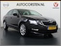 Skoda Octavia 116PK 5Drs Automaat Stoelverwarming Apple Carplay/Android Auto Navi Ecc Bluetooth Cruise Control Pdc Ambition Business Lmv Led Smartlink DSG All Season banden Privacy Glas 1e Eigenaar Dealeronderhouden Origineel Nederlandse Auto