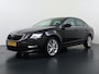 Skoda Octavia 116PK 5Drs Automaat Stoelverwarming Apple Carplay/Android Auto Navi Ecc Bluetooth Cruise Control Pdc Ambition Business Lmv Led Smartlink DSG All Season banden Privacy Glas 1e Eigenaar Dealeronderhouden Origineel Nederlandse Auto