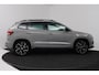 Skoda Karoq 1.5 TSI ACT Sportline Business (PANORAMADAK, TREKHAAK, STOEL/STUUR VERWARMING, CAMERA)