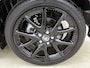 Toyota Yaris 1.5 Hybrid Executive | Half leder | Gloss Black 17" LM-velgen | Stoelverwarming | Draadloos opladen telefoon