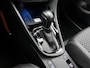 Toyota Yaris 1.5 Hybrid Executive | Half leder | Gloss Black 17" LM-velgen | Stoelverwarming | Draadloos opladen telefoon