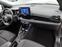 Toyota Yaris 1.5 Hybrid Executive | Half leder | Gloss Black 17" LM-velgen | Stoelverwarming | Draadloos opladen telefoon