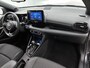 Toyota Yaris 1.5 Hybrid Executive | Half leder | Gloss Black 17" LM-velgen | Stoelverwarming | Draadloos opladen telefoon