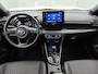 Toyota Yaris 1.5 Hybrid Executive | Half leder | Gloss Black 17" LM-velgen | Stoelverwarming | Draadloos opladen telefoon