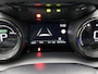 Toyota Yaris 1.5 Hybrid Executive | Half leder | Gloss Black 17" LM-velgen | Stoelverwarming | Draadloos opladen telefoon