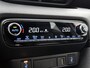 Toyota Yaris 1.5 Hybrid Executive | Half leder | Gloss Black 17" LM-velgen | Stoelverwarming | Draadloos opladen telefoon