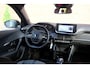 Peugeot 2008 1.2 Hybrid 145pk e-DSC6 Allure - Adaptive cruise - Achteruitrijcamera - Apple CarPlay - Climate control - Parkeersensoren achter - Dodehoek detectie