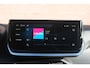 Peugeot 2008 1.2 Hybrid 145pk e-DSC6 Allure - Adaptive cruise - Achteruitrijcamera - Apple CarPlay - Climate control - Parkeersensoren achter - Dodehoek detectie