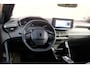 Peugeot 2008 1.2 Hybrid 145pk e-DSC6 Allure - Adaptive cruise - Achteruitrijcamera - Apple CarPlay - Climate control - Parkeersensoren achter - Dodehoek detectie