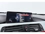BMW 3-Serie Touring 320i High Executive (NAVIGATIE, CRUISE CONTROL, PARKEERSENSOREN)