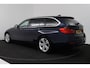 BMW 3-Serie Touring 320i High Executive (NAVIGATIE, CRUISE CONTROL, PARKEERSENSOREN)