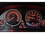 BMW 3-Serie Touring 320i High Executive (NAVIGATIE, CRUISE CONTROL, PARKEERSENSOREN)