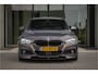 BMW 3-Serie Touring 340i xDrive M Sport High Ex. LCI Individual Champagne Quartz Zeer luxe uitgerust