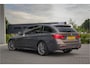 BMW 3-Serie Touring 340i xDrive M Sport High Ex. LCI Individual Champagne Quartz Zeer luxe uitgerust